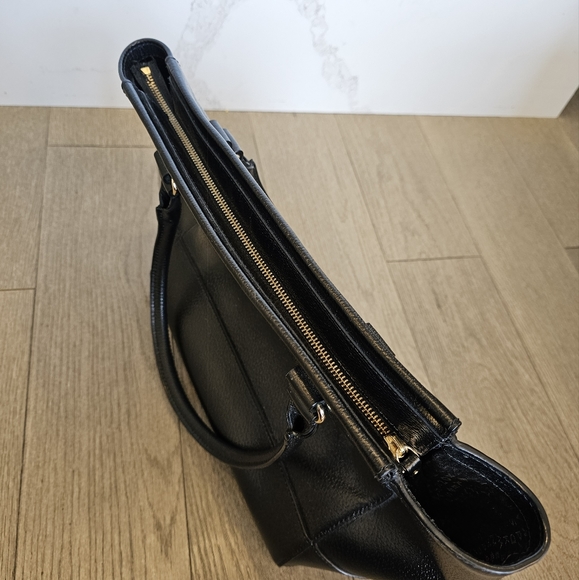 Kate Spade Handbag - Picture 3 of 8